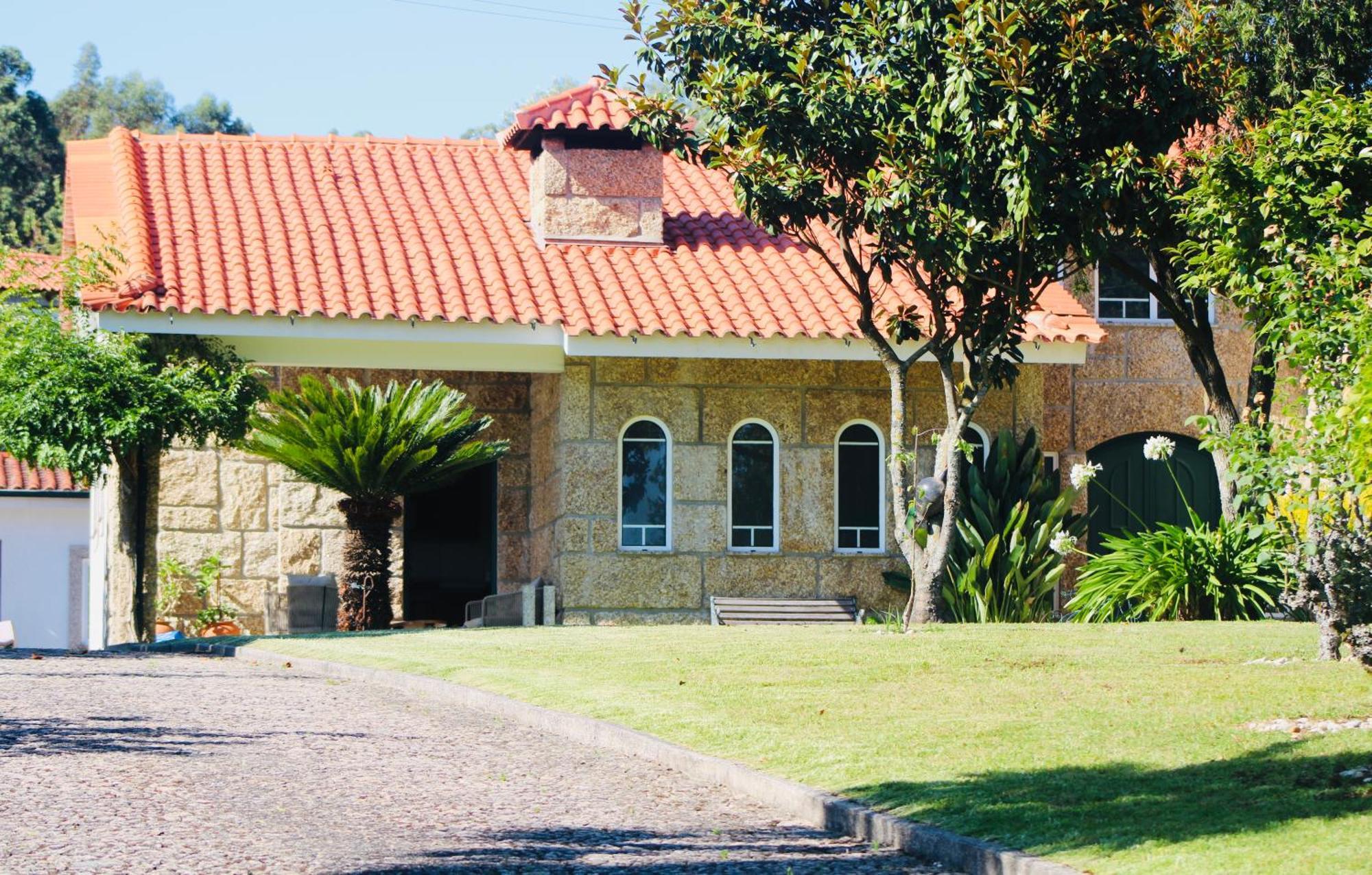 The Oak'S Wolf-Country House Fafe Bagian luar foto