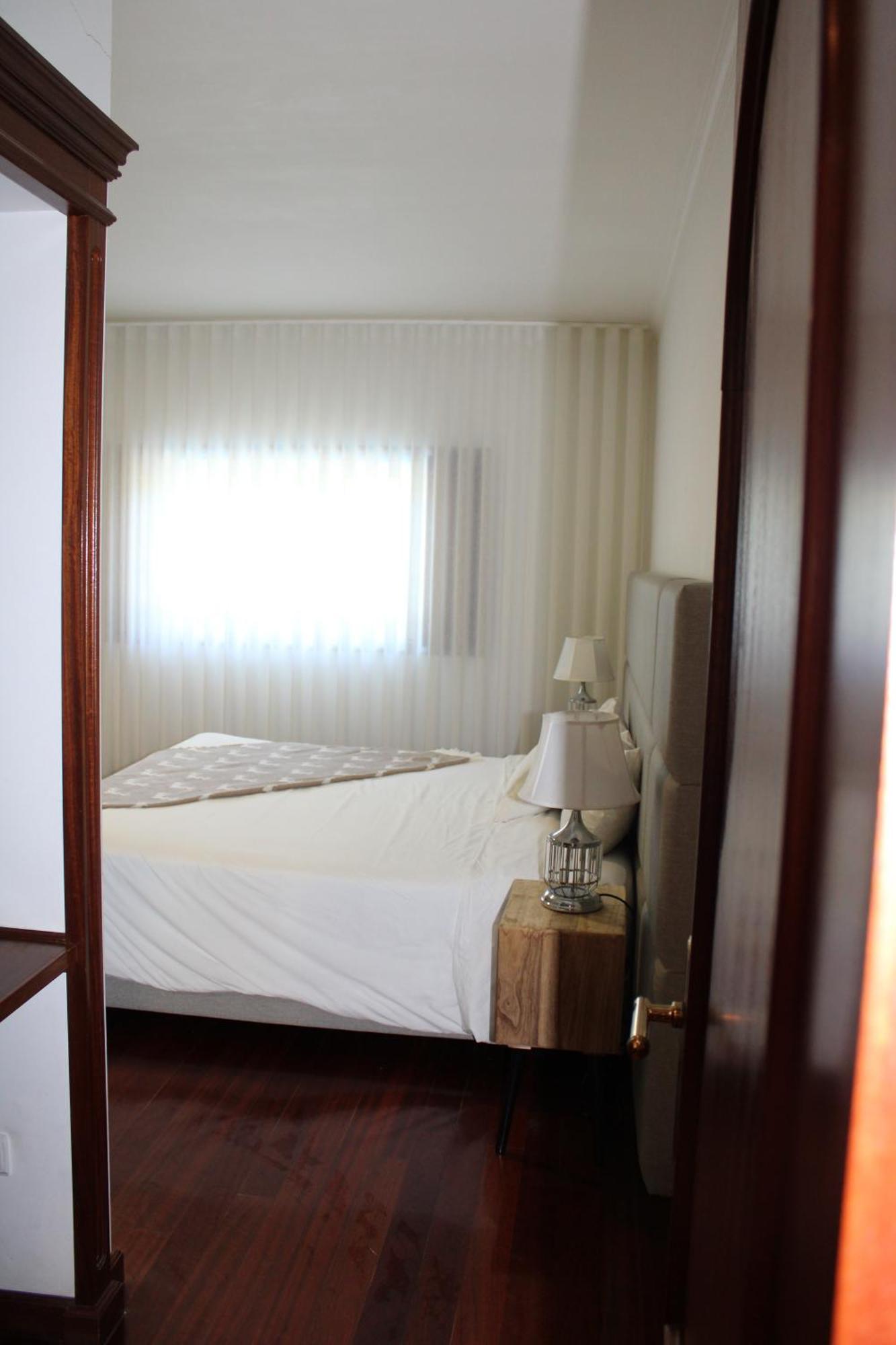 The Oak'S Wolf-Country House Fafe Bagian luar foto